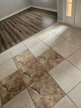 302 Aylesbury Ct in Kissimmee, FL - Foto de edificio - Building Photo