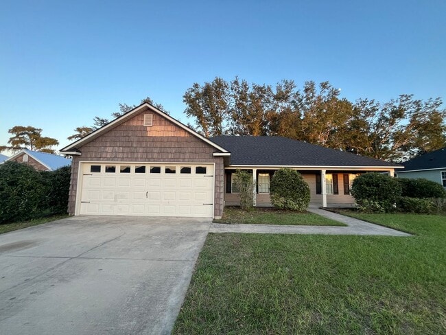 property at 4872 Stonewall Cir