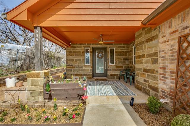 409 W Johnson St in Denison, TX - Building Photo - Building Photo