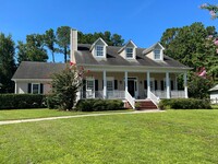 5428 Whisper Creek Ln in Wilmington, NC - Foto de edificio - Building Photo