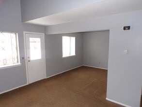 3608 Heritage Pkwy in Dearborn, MI - Building Photo - Building Photo