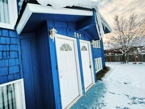 381 Pauline St in Anchorage, AK - Building Photo - Building Photo