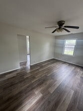 3401 SE Ohio Ave in Topeka, KS - Building Photo - Building Photo