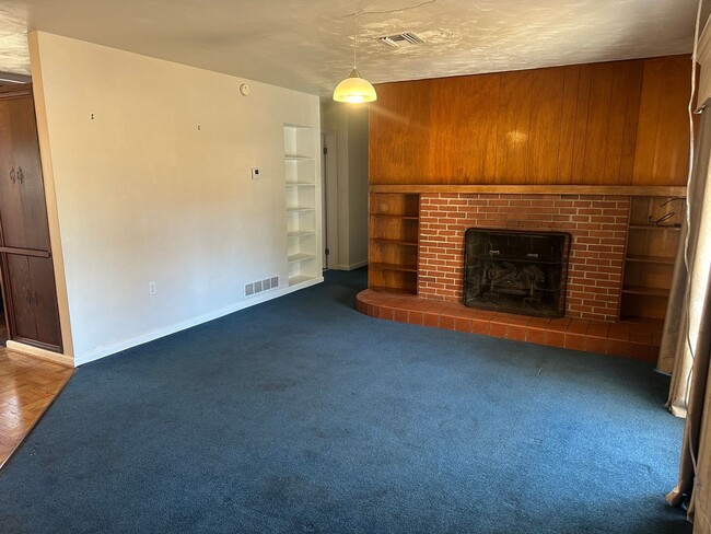 1410 Spartan Ave in Leesburg, FL - Building Photo - Building Photo