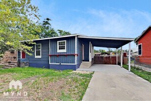 150 Venice St in San Antonio, TX - Building Photo