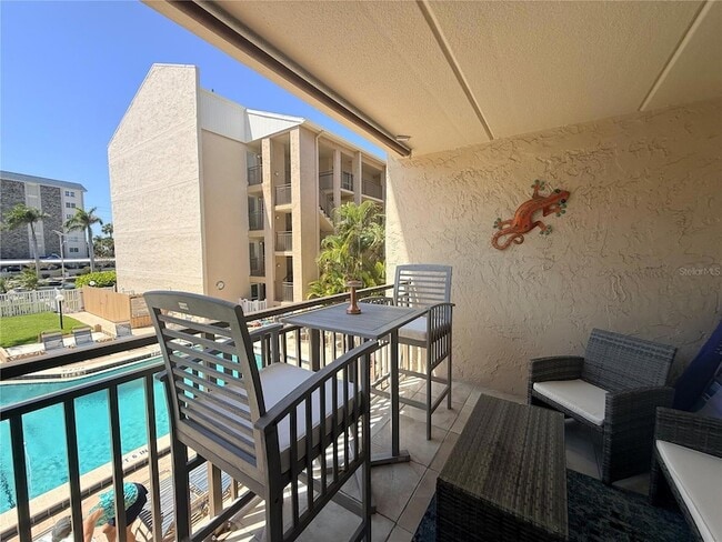 845 Benjamin Franklin Dr, Unit 202 in Sarasota, FL - Building Photo - Building Photo