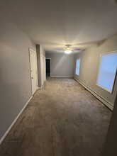 129 Allen St, Unit Apt 3 in Dunmore, PA - Building Photo - Building Photo