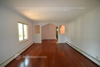 10905 Irwin Ave S in Minneapolis, MN - Building Photo - Building Photo