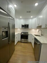 303 Maverick St in Boston, MA - Foto de edificio - Building Photo