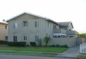 783 Shalimar Dr Apartments