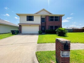11019 Cayman Mist Dr in Houston, TX - Building Photo