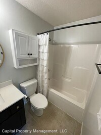 2902 Marguerite Dr photo'