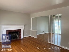 1520 Longview Ave in Salem, VA - Building Photo - Building Photo