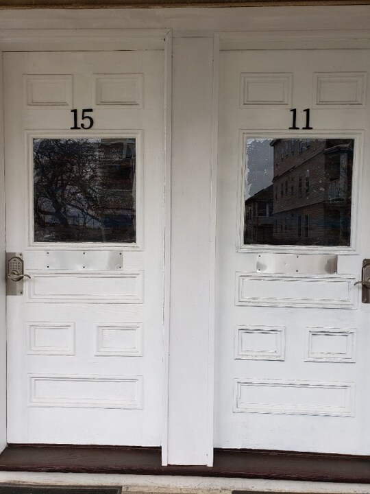 15 New Hampshire Ave in Somerville, MA - Foto de edificio