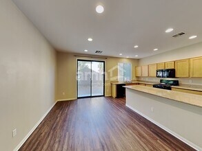 3937 Maldive Isle Ct in Las Vegas, NV - Building Photo - Building Photo
