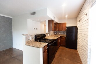 1835 E Don Carlos in Tempe, AZ - Building Photo - Building Photo