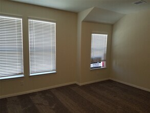 218 Moon Dance Ct in Conroe, TX - Building Photo - Building Photo