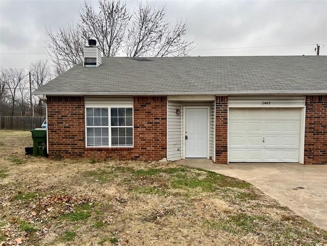 property at 2443 W Magnolia St