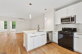 86 Prospect St in Jersey City, NJ - Building Photo - Building Photo