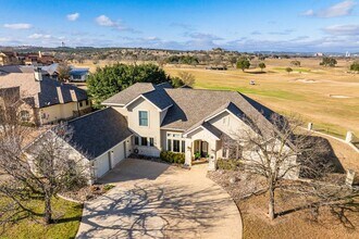 3404 Comanche Trace Dr in Kerrville, TX - Building Photo - Building Photo