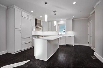 57 Hurley St, Unit 1 in Cambridge, MA - Building Photo - Building Photo