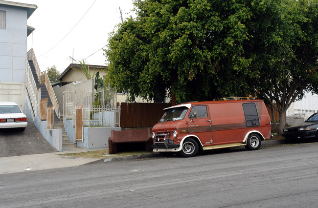 437 Edgewood St in Inglewood, CA - Building Photo - Building Photo