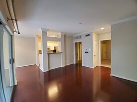 3231 Allen Pkwy, Unit 6204 in Houston, TX - Building Photo