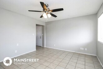 774 E Carla Vista Dr in Chandler, AZ - Foto de edificio - Building Photo