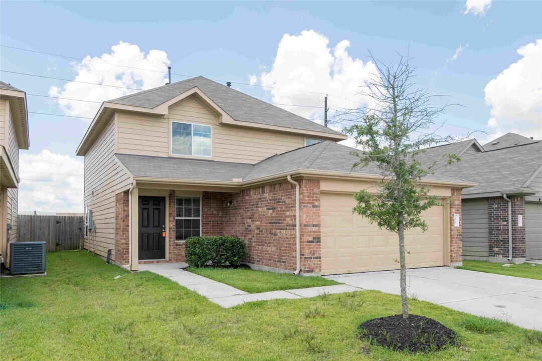 5807 Long Arbor Ln in Katy, TX - Building Photo