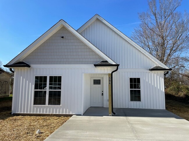 property at 506 Dillon St