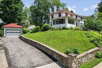 22 Pennsylvania Ave in Yonkers, NY - Building Photo - Building Photo