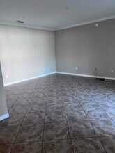 10808 Whitecap Dr in Riverview, FL - Building Photo - Building Photo