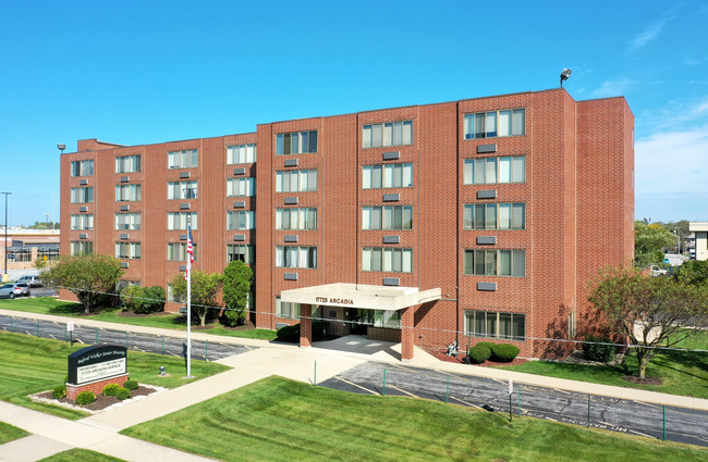 Buford Walker Senior Housing of LSSI in Lansing, IL - Foto de edificio - Primary Photo