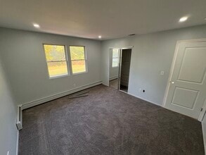 50 Eisenhower Ave, Unit 1 in Brentwood, NY - Building Photo - Building Photo
