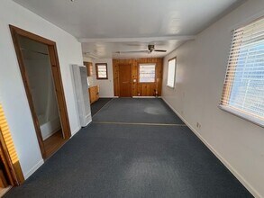 26 Hfu Cir in Coleville, CA - Foto de edificio - Building Photo