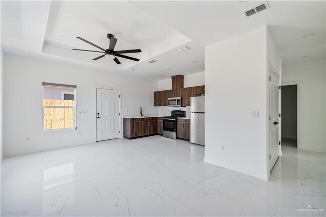 5320 Vision St in Rio Grande City, TX - Building Photo - Building Photo