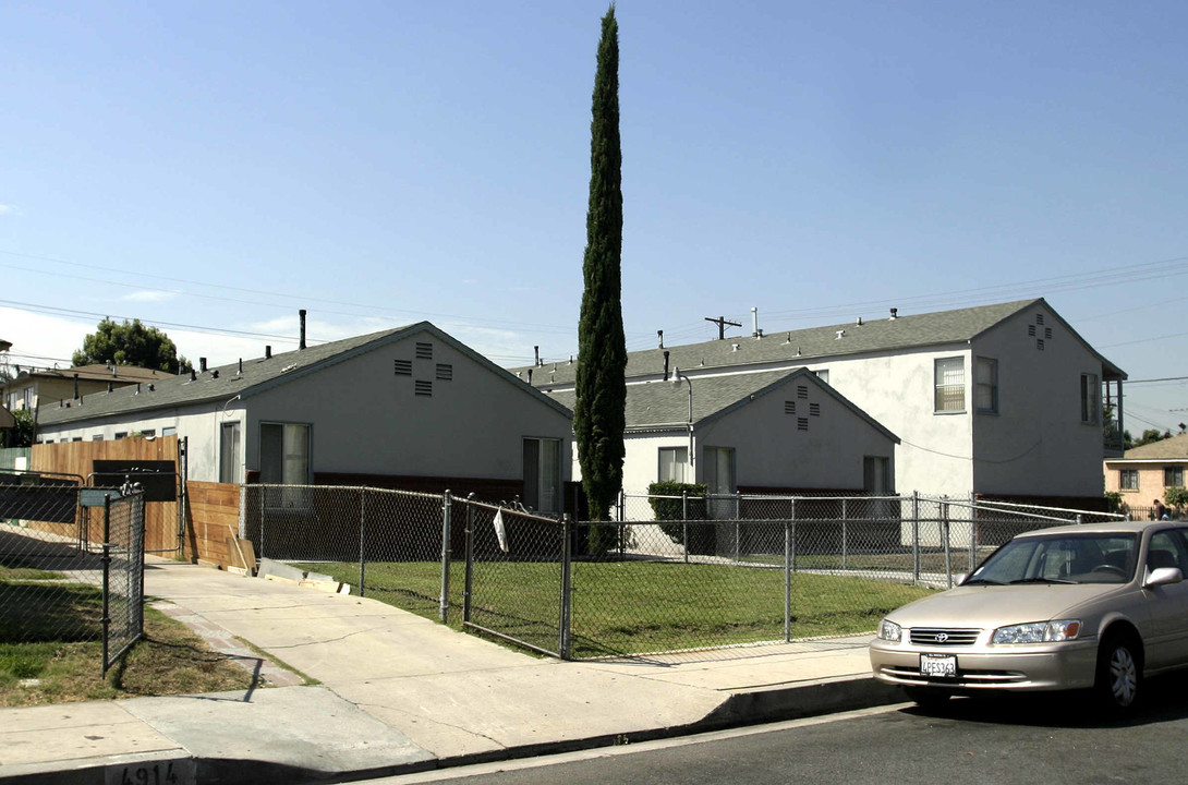 4902 E 60th St in Maywood, CA - Building Photo