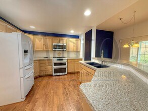 6728 S Moran View St in Spokane, WA - Building Photo - Building Photo