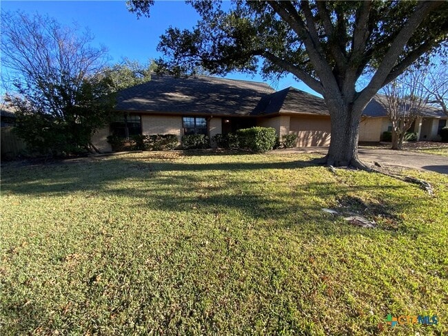 property at 2429 Canyon Creek Dr