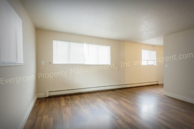 3023 Denver St in Evans, CO - Building Photo - Building Photo