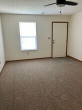 1413 Fairfax Ave in Piqua, OH - Building Photo - Building Photo