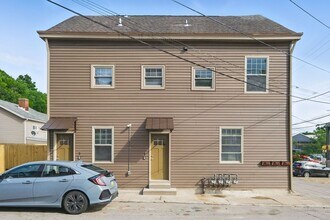 1 Higgins St in Pittsburgh, PA - Building Photo - Building Photo