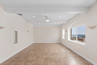 3307 Highland Ave in Manhattan Beach, CA - Building Photo - Building Photo