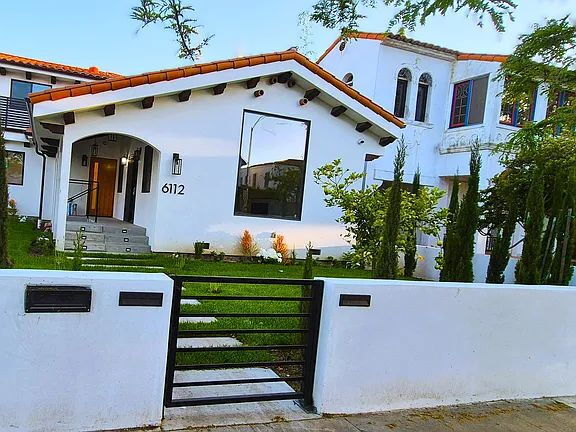 6112 W 6th St in Los Angeles, CA - Building Photo - Building Photo