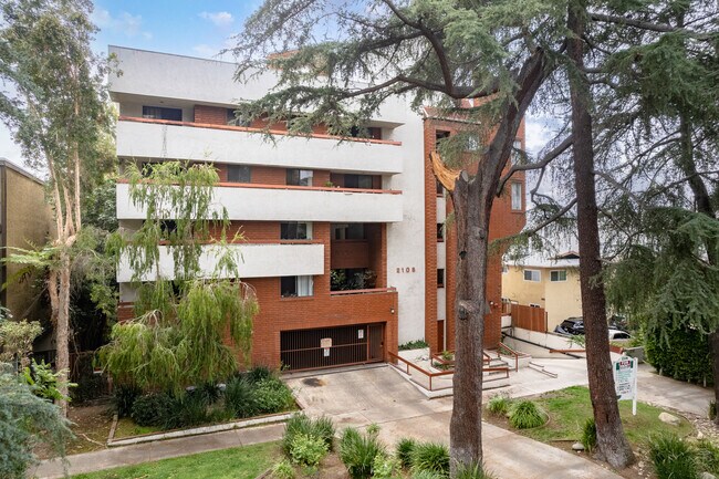 Fair Park Villa in Los Angeles, CA - Building Photo - Primary Photo