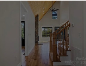 154 Osceola Rd in Hendersonville, NC - Building Photo - Building Photo