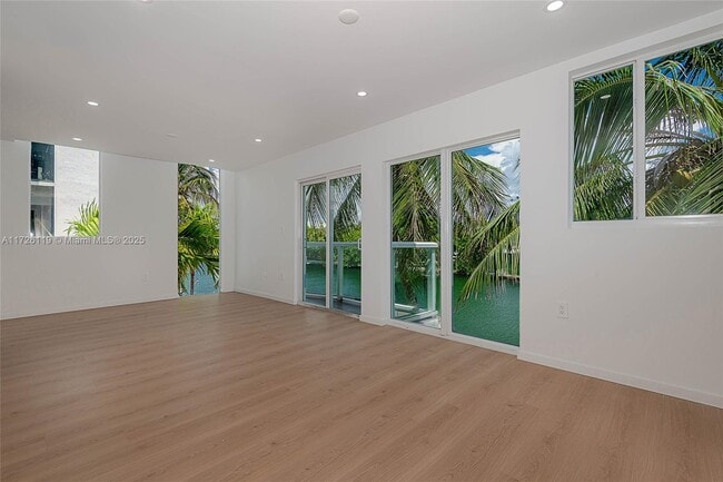 property at 1975 Calais Dr