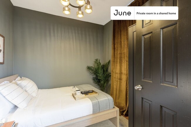 Room in Shared 4 bed/1 bath home in Boston, MA - Building Photo - Building Photo