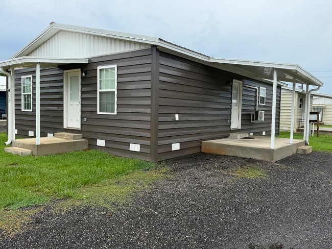 property at 80 Redwood Ln