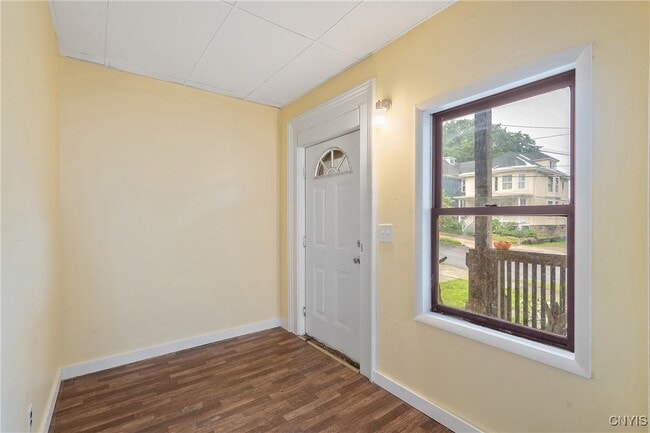 103 E 7th St in Oswego, NY - Building Photo - Building Photo